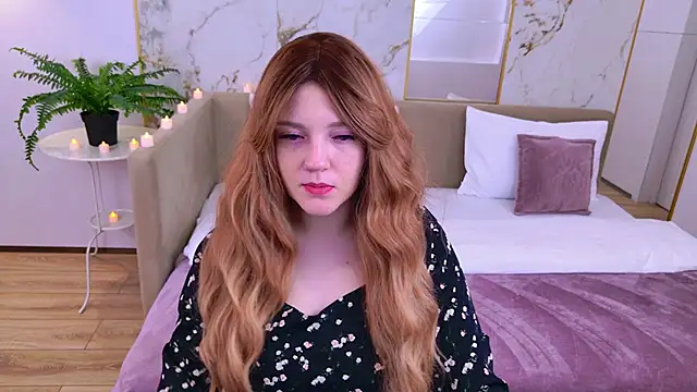 Snapshot of AlmaSound chatting on December 2025 03:23:01 AM AlmaSound online show from December 2025 03:23:01 AM