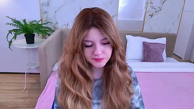 Snapshot of AlmaSound chatting on December 2025 03:36:02 AM AlmaSound online show from December 2025 03:36:02 AM