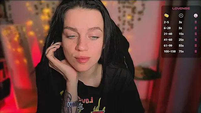 Snapshot of raspberry__girl_ chatting on October 2025 10:20:02 PM raspberry girl online show from October 2025 10:20:02 PM