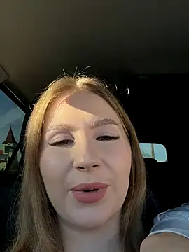 Snapshot of tinyolha chatting on October 2025 01:34:01 PM tinyolha online show from October 2025 01:34:01 PM