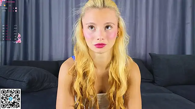 Snapshot of NaughtySeraphine chatting on October 2025 06:12:01 AM NaughtySeraphine online show from October 2025 06:12:01 AM