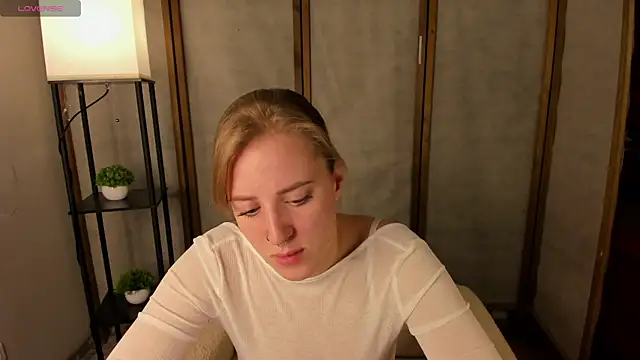 Alice Cire online show from November 2025 02:56:01 PM