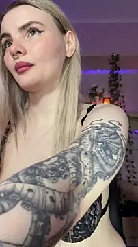 Snapshot of Wicked_cookie chatting on May 2026 12:28:02 AM Wicked cookie online show from May 2026 12:28:02 AM