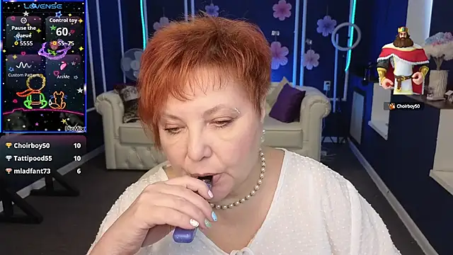 Snapshot of Kira_Kenett chatting on October 2025 07:38:01 AM Kira Kenett online show from October 2025 07:38:01 AM