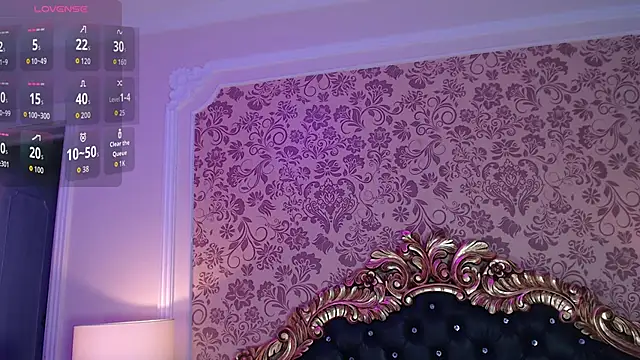 HatsaJones online show from November 2025 03:40:02 AM