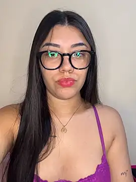 Alexa69xx online show from December 2025 10:26:01 PM