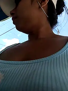 Snapshot of AnggelicaSwan21 chatting on September 2025 04:19:02 PM AnggelicaSwan21 online show from September 2025 04:19:02 PM