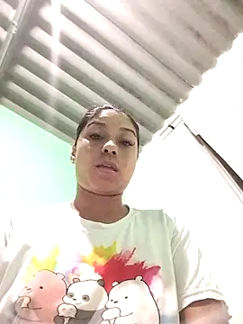 Snapshot of AnggelicaSwan21 chatting on October 2025 12:41:01 AM AnggelicaSwan21 online show from October 2025 12:41:01 AM