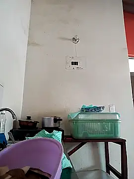 Snapshot of AnggelicaSwan21 chatting on October 2025 05:21:02 PM AnggelicaSwan21 online show from October 2025 05:21:02 PM