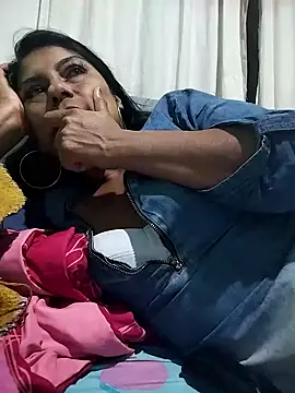 Snapshot of AnggelicaSwan21 chatting on November 2025 01:05:02 AM AnggelicaSwan21 online show from November 2025 01:05:02 AM