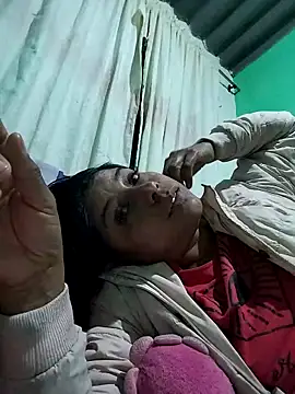 Snapshot of AnggelicaSwan21 chatting on November 2025 11:51:02 PM AnggelicaSwan21 online show from November 2025 11:51:02 PM