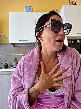 sexy7883 online show from October 2025 07:53:02 AM