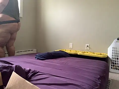 Snapshot of taydeebear chatting on October 2025 04:53:02 PM taydeebear online show from October 2025 04:53:02 PM