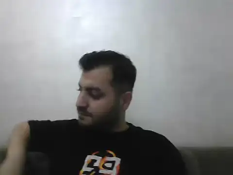 modelboy01 online show from October 2025 06:24:01 PM