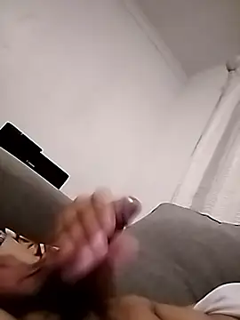 Snapshot of j3tt360 chatting on February 2026 08:46:02 PM j3tt360 online show from February 2026 08:46:02 PM