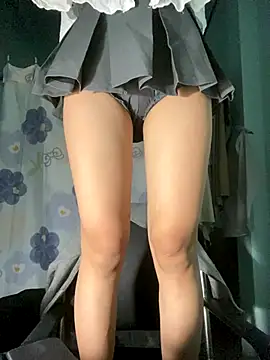 Fin-xinh18 online show from November 2025 04:08:02 PM