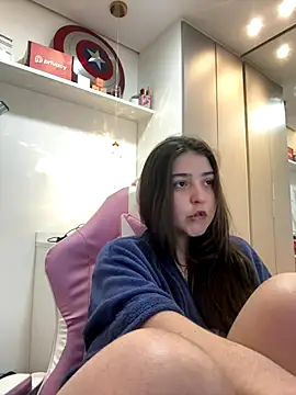 Floravip online show from November 2025 11:26:01 PM