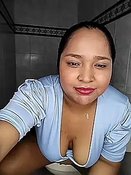 Angelly ricura online show from December 2025 02:15:01 PM