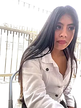 Adele Pinkk online show from September 2025 03:34:02 PM