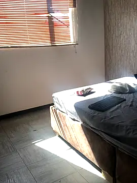 Adele Pinkk online show from November 2025 02:06:01 PM