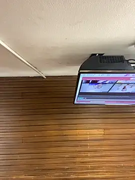 Adele Pinkk online show from November 2025 11:10:02 AM