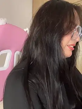 Angeldusttt online show from December 2025 02:05:02 AM