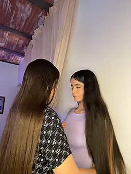 Ashley and Zoe online show from December 2025 04:25:02 PM