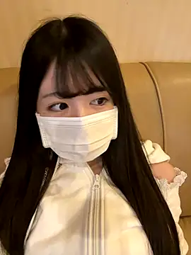 Snapshot of mayuchan12345 chatting on October 2025 09:37:02 PM mayuchan12345 online show from October 2025 09:37:02 PM
