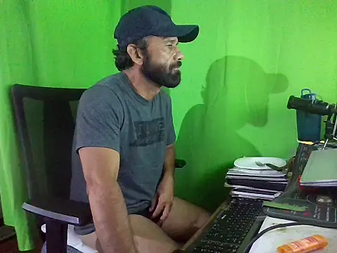 pipeFRIAS online show from August 2026 06:00:01 PM