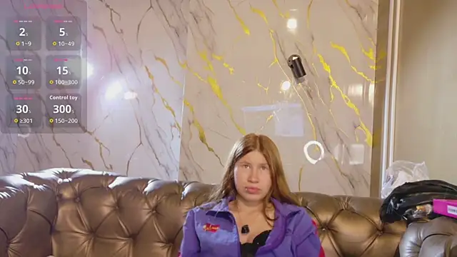 Olivia11  online show from December 2025 12:01:02 PM