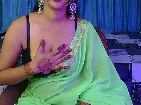 priya-kumari22 online show from October 2025 05:17:02 AM