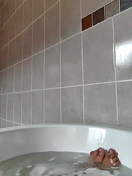 Cianda24 online show from November 2025 12:51:02 PM