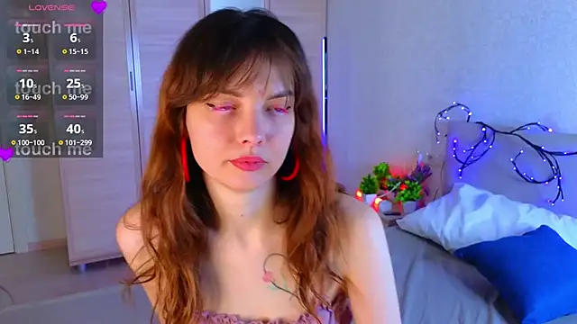 LisaDrake online show from November 2025 07:34:02 PM