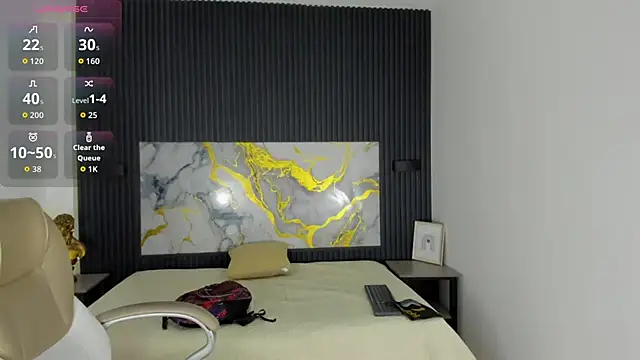 SantiagoRusso18 online show from December 2025 09:58:01 AM