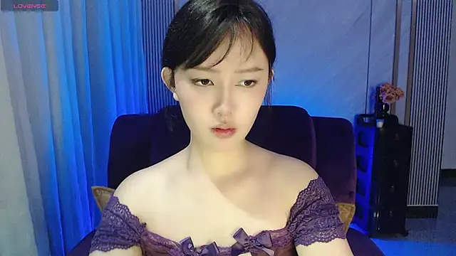 Snapshot of Eoov chatting on September 2025 12:30:01 PM Eoov online show from September 2025 12:30:01 PM
