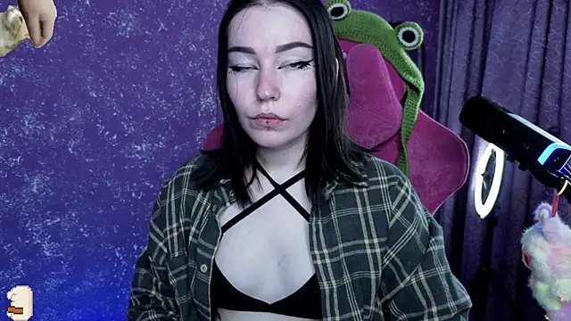 Snapshot of MargarettRose chatting on June 2026 04:02:01 AM MargarettRose online show from June 2026 04:02:01 AM