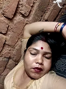 Snapshot of Priya_tyagi chatting on September 2025 10:55:01 PM Priya tyagi online show from September 2025 10:55:01 PM