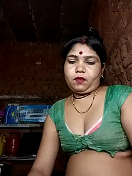 Snapshot of Priya_tyagi chatting on September 2025 11:51:01 PM Priya tyagi online show from September 2025 11:51:01 PM