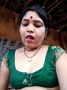 Snapshot of Priya_tyagi chatting on October 2025 09:15:01 AM Priya tyagi online show from October 2025 09:15:01 AM