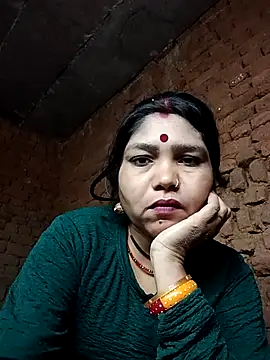 Snapshot of Priya_tyagi chatting on October 2025 12:09:01 AM Priya tyagi online show from October 2025 12:09:01 AM