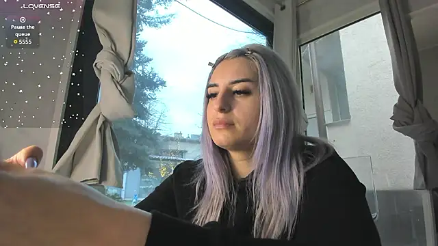 Snapshot of Ella_Vee chatting on February 2026 06:32:02 AM Ella Vee online show from February 2026 06:32:02 AM