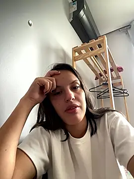 Snapshot of gaucha5 chatting on January 2026 05:17:02 PM gaucha5 online show from January 2026 05:17:02 PM
