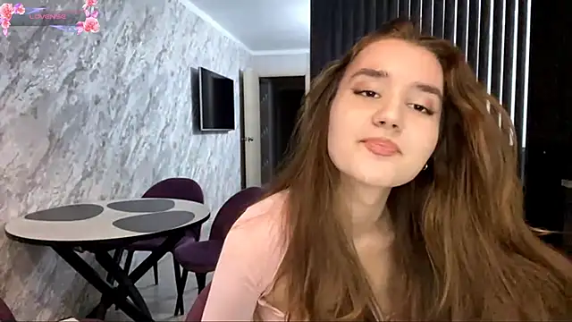 Anna Dominator online show from October 2025 03:19:02 PM