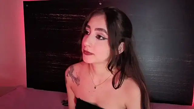 sharlot24 online show from November 2025 12:32:01 AM