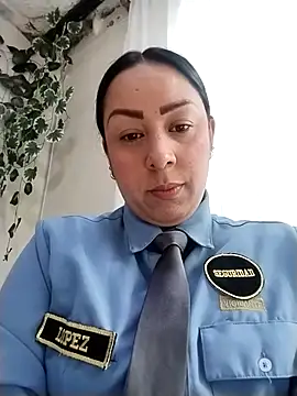 Snapshot of CRISTAL__11 chatting on October 2025 01:56:01 PM CRISTAL 11 online show from October 2025 01:56:01 PM