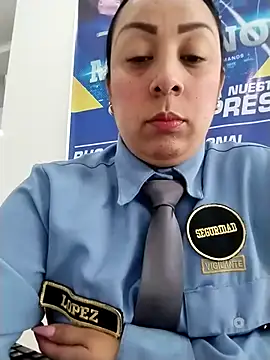 Snapshot of CRISTAL__11 chatting on November 2025 12:51:02 PM CRISTAL 11 online show from November 2025 12:51:02 PM