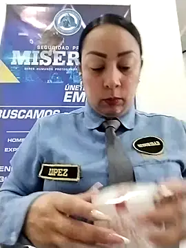 Snapshot of CRISTAL__11 chatting on November 2025 02:06:01 PM CRISTAL 11 online show from November 2025 02:06:01 PM