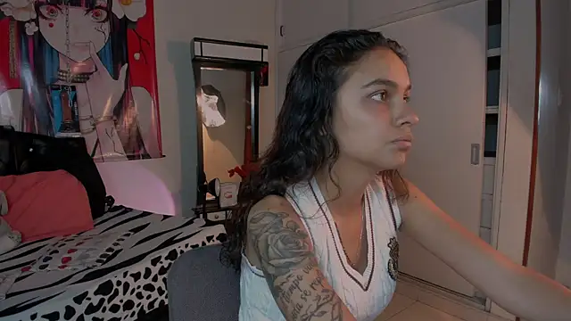 Skylovershot online show from October 2025 01:33:02 PM