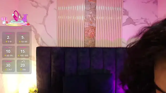 yunkeyc online show from December 2025 01:02:02 AM