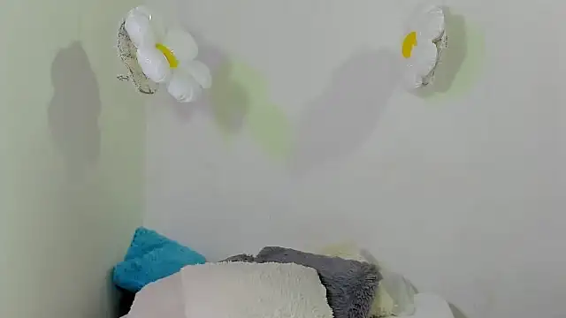 Naomi Flame online show from October 2025 08:08:02 PM